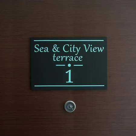 Sea & View Terrace 1 Daire Selanik